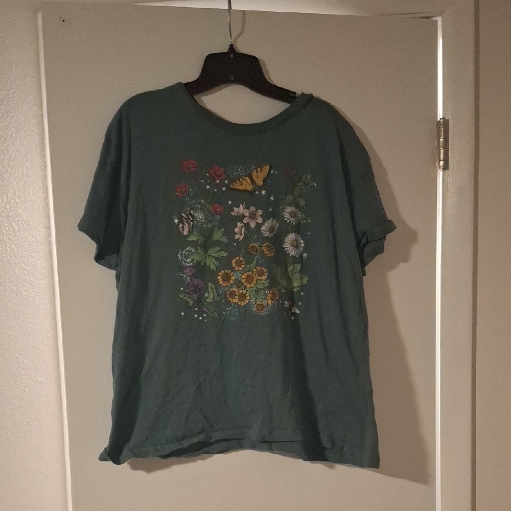 Floral Graphic Crop Top (T Shirt)